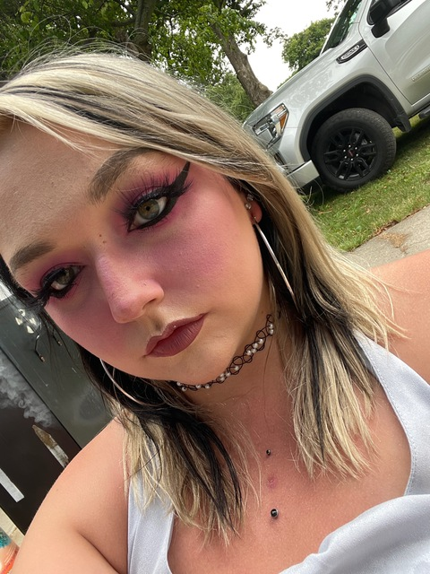 themilylynne header picture leakfans.com