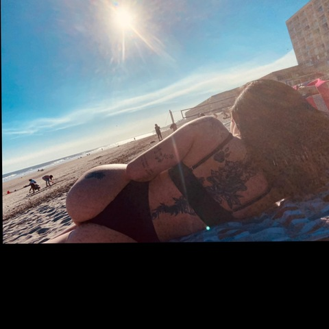 theoneandonly_sarah header picture leakfans.com