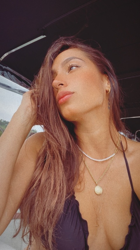 thequeenkris header picture leakfans.com