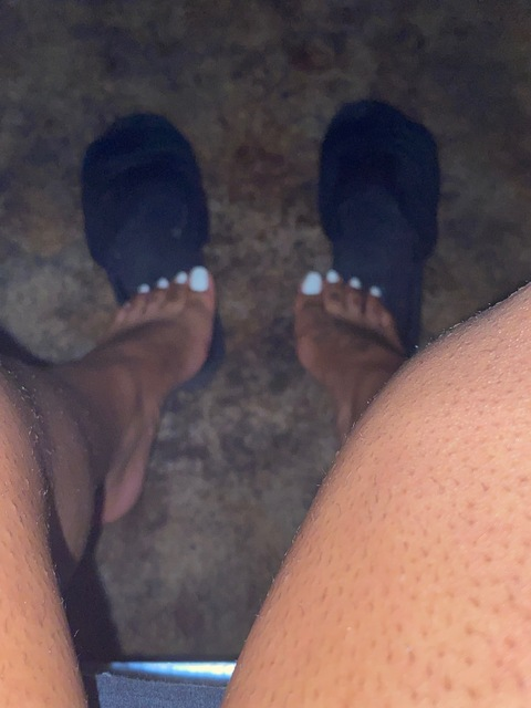 therealnayaa header picture leakfans.com