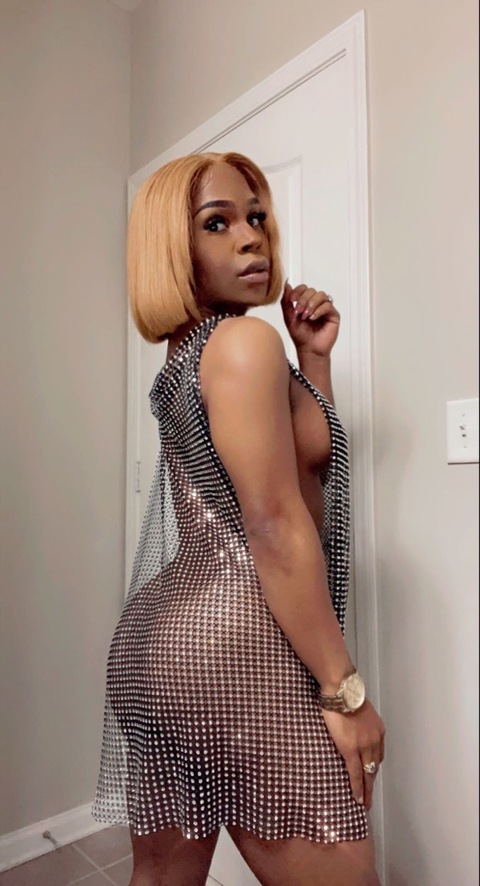 thetsbombshell header picture leakfans.com