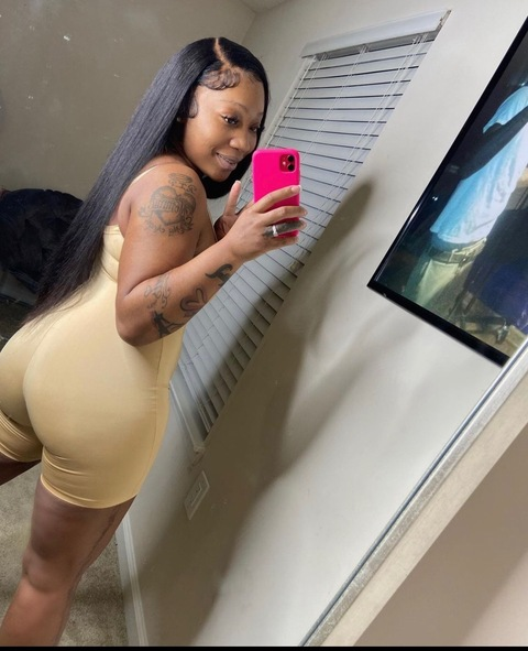 Header of thicklilshit