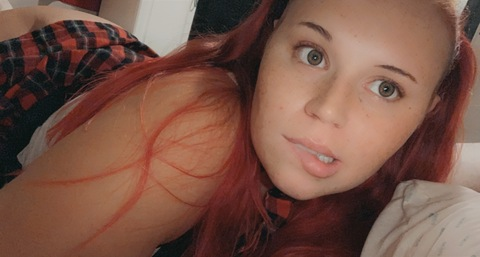 thickredginger8 header picture leakfans.com