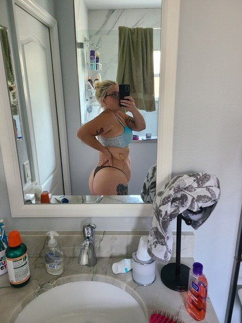 throwdoes header picture leakfans.com