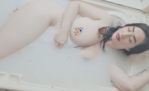 tigerlily3017 header picture leakfans.com