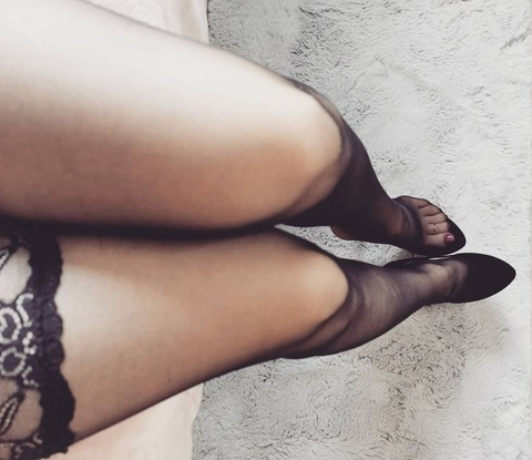 Header of tiny_nylon_feet