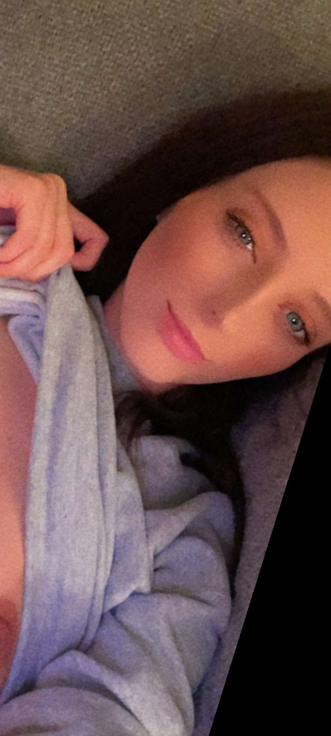 tinyprincess2022 header picture leakfans.com