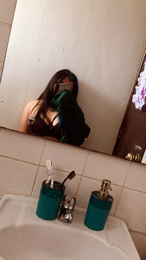 titaus header picture leakfans.com