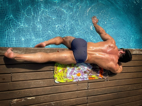 tivihe header picture leakfans.com