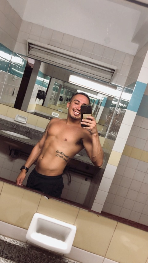 tobiasmb header picture leakfans.com