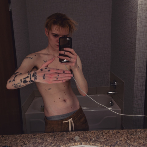 traddy header picture leakfans.com