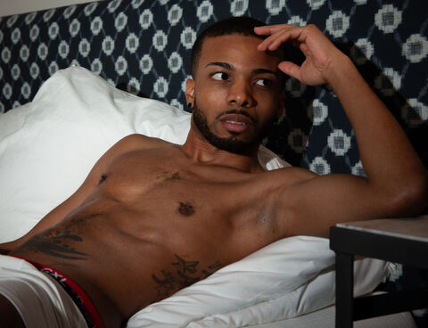 travvy_trav header picture leakfans.com