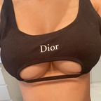 twogirlsoneaccount98 profile picture leakfans.com