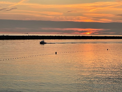 u109597383 header picture leakfans.com