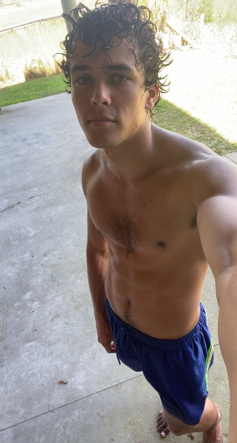 u110377789 header picture leakfans.com