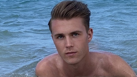 u112362180 header picture leakfans.com