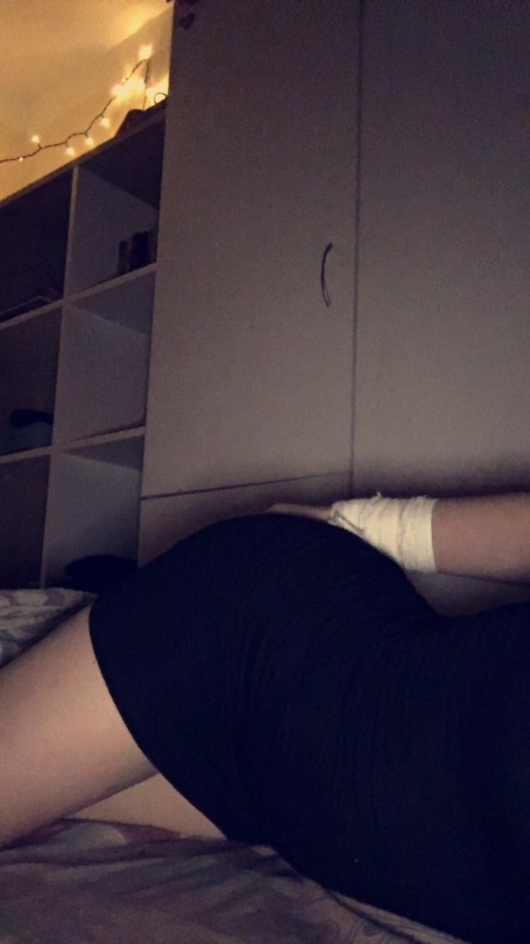 u147122463 header picture leakfans.com