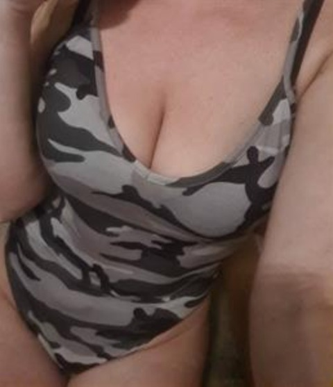 u15015613 header picture leakfans.com