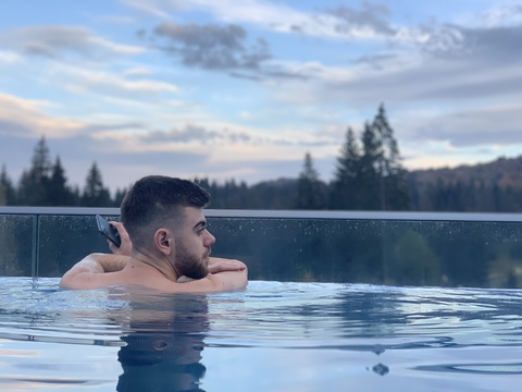 u156111410 header picture leakfans.com