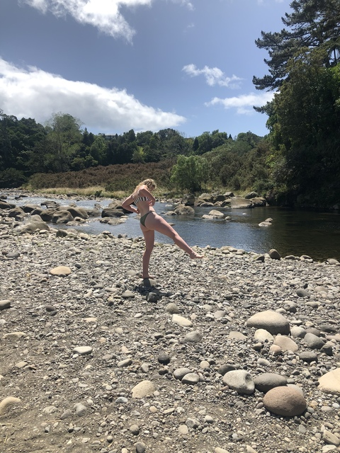 u164677209 header picture leakfans.com