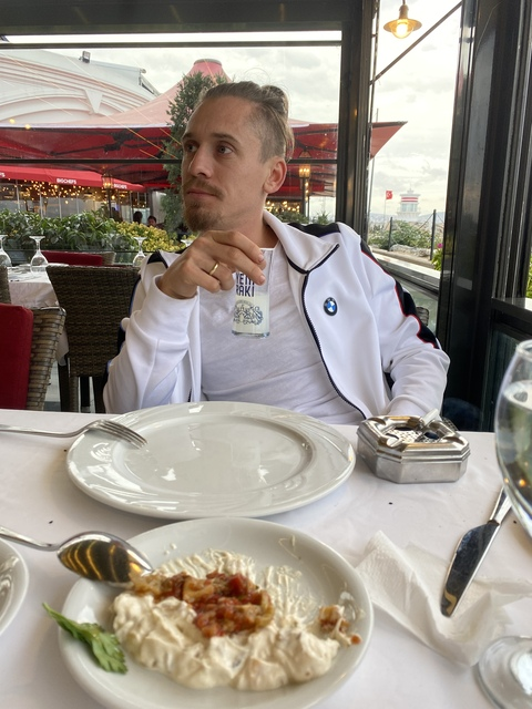 u185805730 header picture leakfans.com