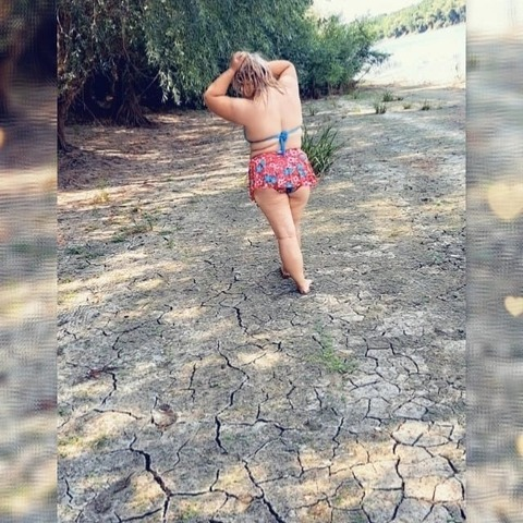 u207099140 header picture leakfans.com