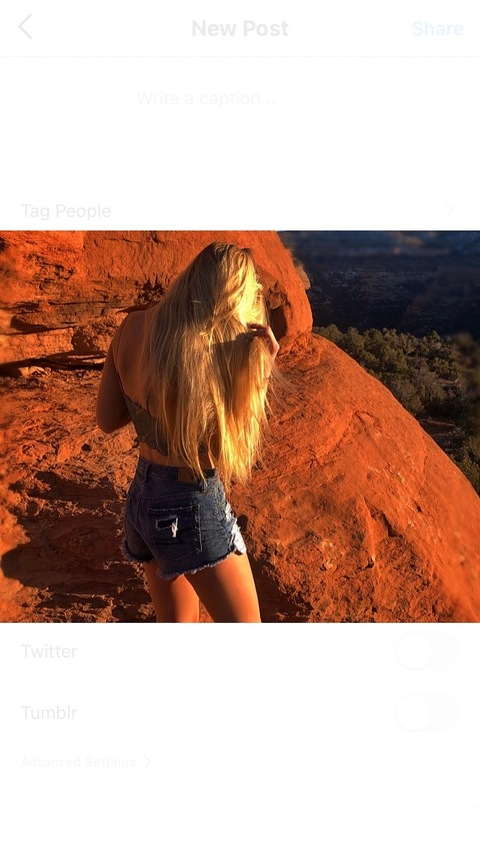 u235584650 header picture leakfans.com