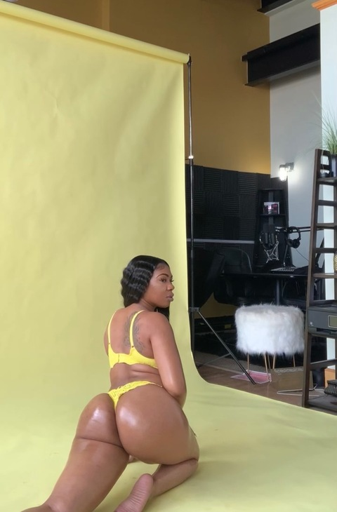 u236950423 header picture leakfans.com