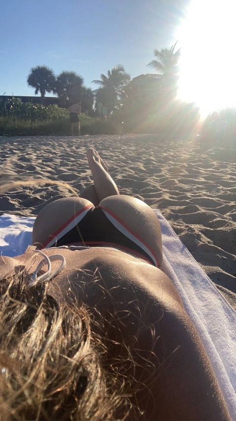 u244400539 header picture leakfans.com