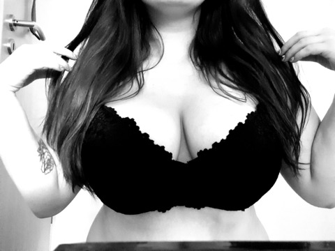 u244862075 header picture leakfans.com