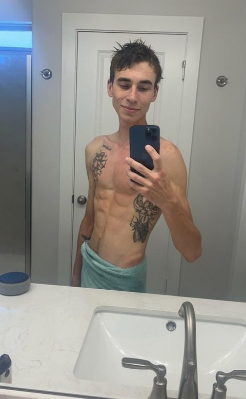 u247874110 header picture leakfans.com