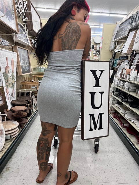 u249254575 header picture leakfans.com