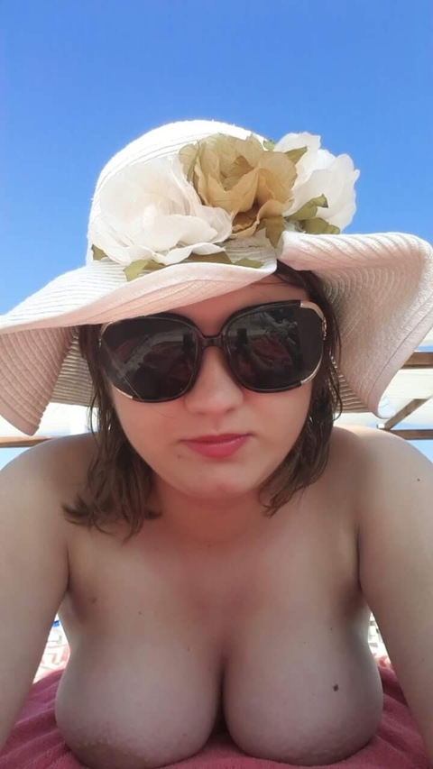 u260281959 header picture leakfans.com