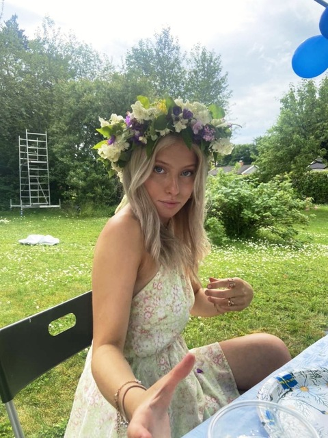 u269562173 header picture leakfans.com