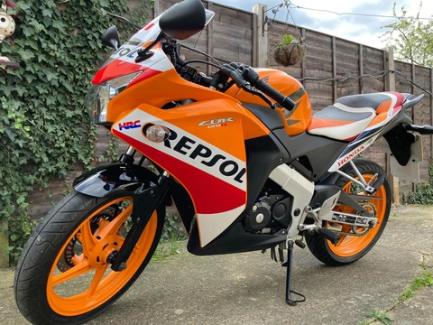 u272155317 header picture leakfans.com