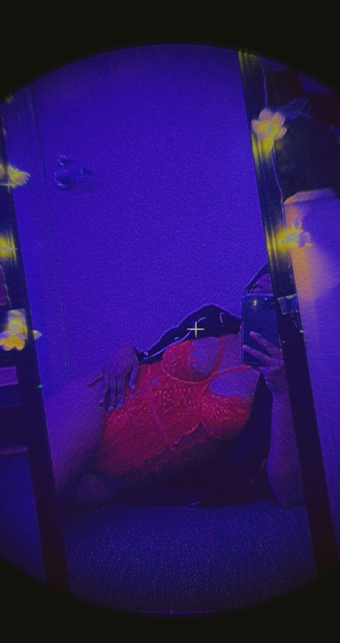 u35534460 header picture leakfans.com