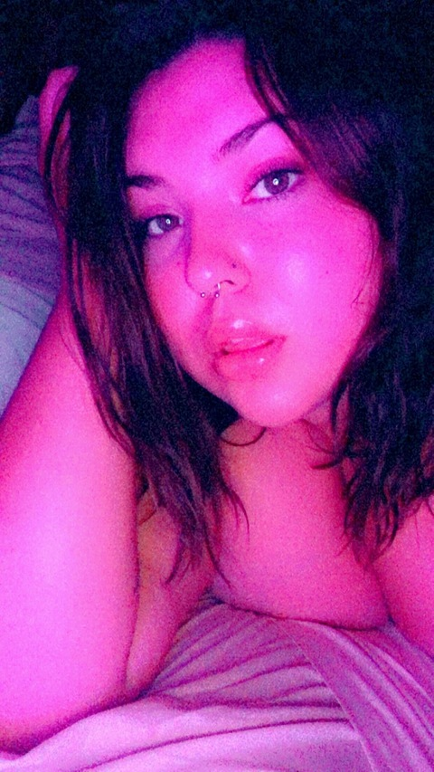 u44444572 header picture leakfans.com