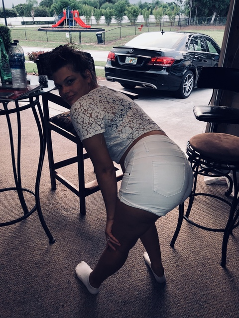 u44703340 header picture leakfans.com