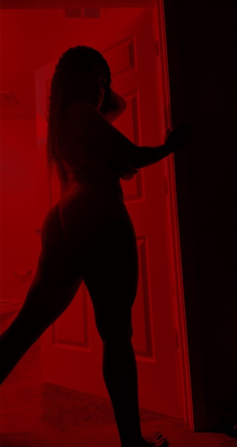 u53281030 header picture leakfans.com