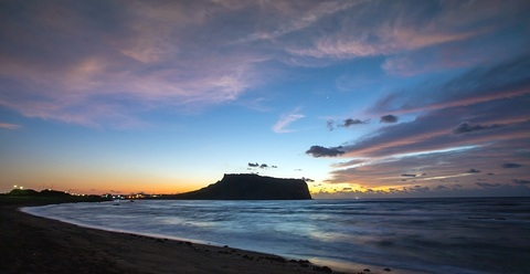 u66741997 header picture leakfans.com