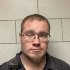 u8421114 profile picture leakfans.com