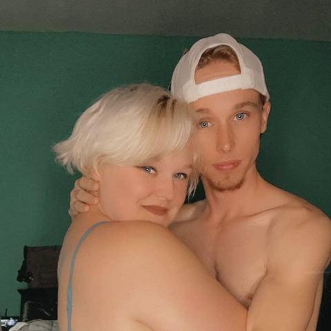 u89432520 header picture leakfans.com