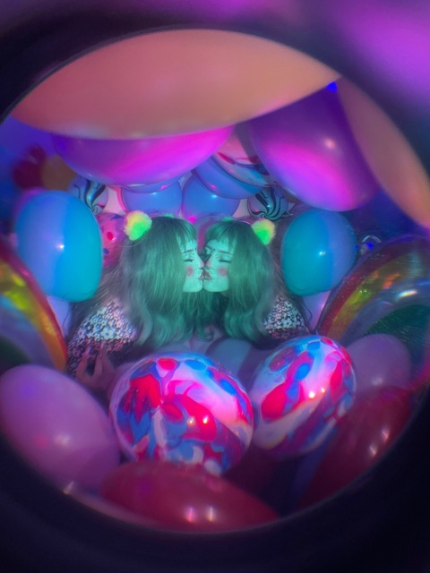 ultraviolet222 header picture leakfans.com