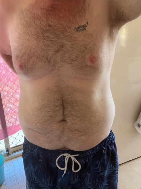 uncutguy33 header picture leakfans.com