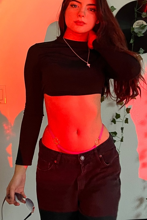 valenxoxo1 header picture leakfans.com