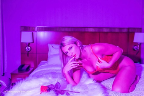 Header of valeriexobm