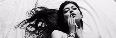 venussa header picture leakfans.com