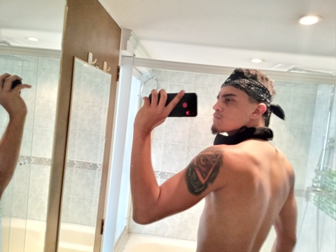 villanoblunt1 header picture leakfans.com