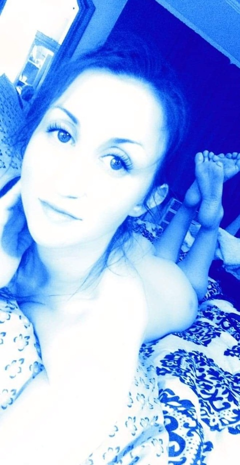 violetfoxxx69 header picture leakfans.com