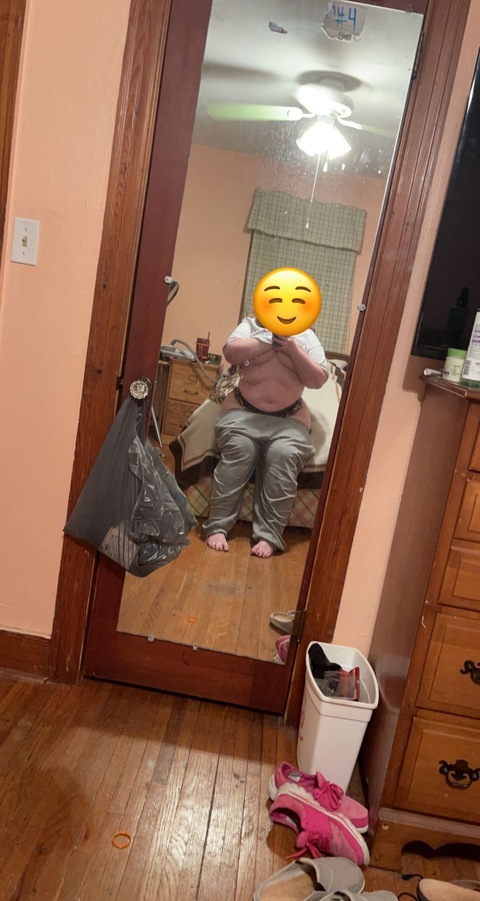 wh1te_g1rl.18 header picture leakfans.com